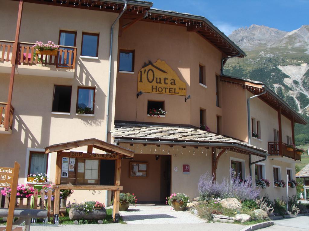 Hotel Restaurant L'Outa Терминьон Екстериор снимка
