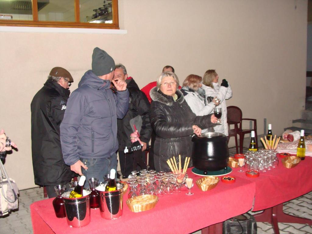 Hotel Restaurant L'Outa Терминьон Екстериор снимка