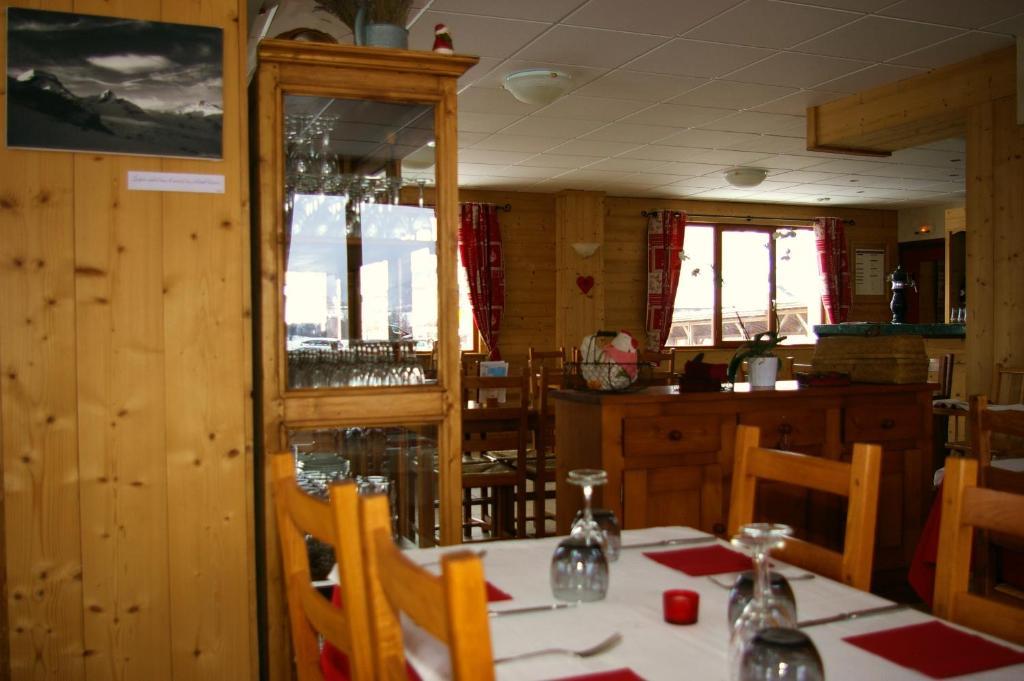 Hotel Restaurant L'Outa Терминьон Екстериор снимка
