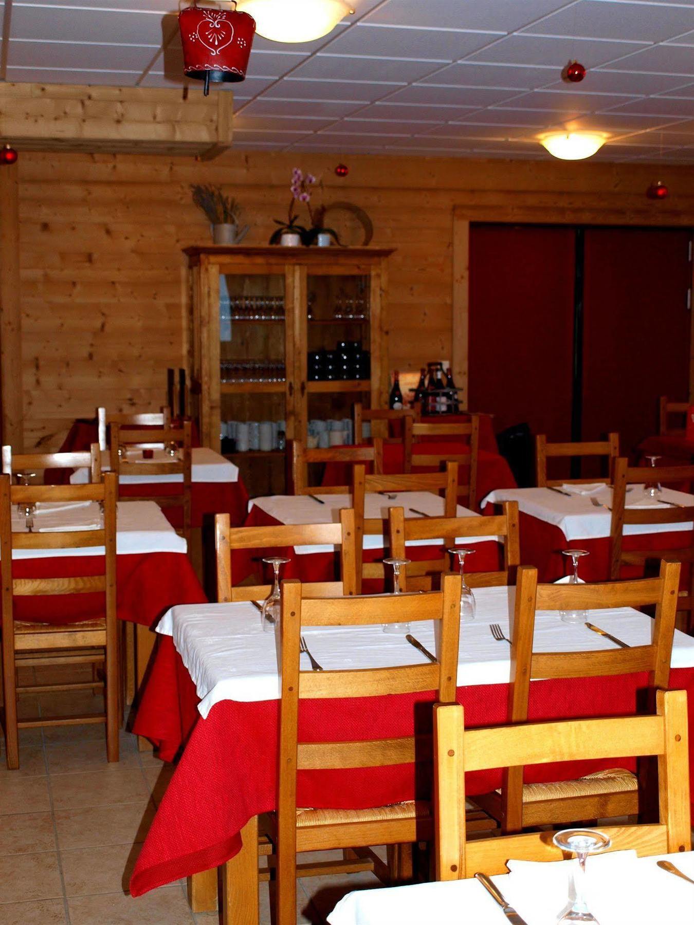 Hotel Restaurant L'Outa Терминьон Екстериор снимка